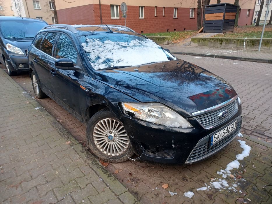 Ford Mondeo  // Rok 2008 Benzyna  // Małe uszkodzenie