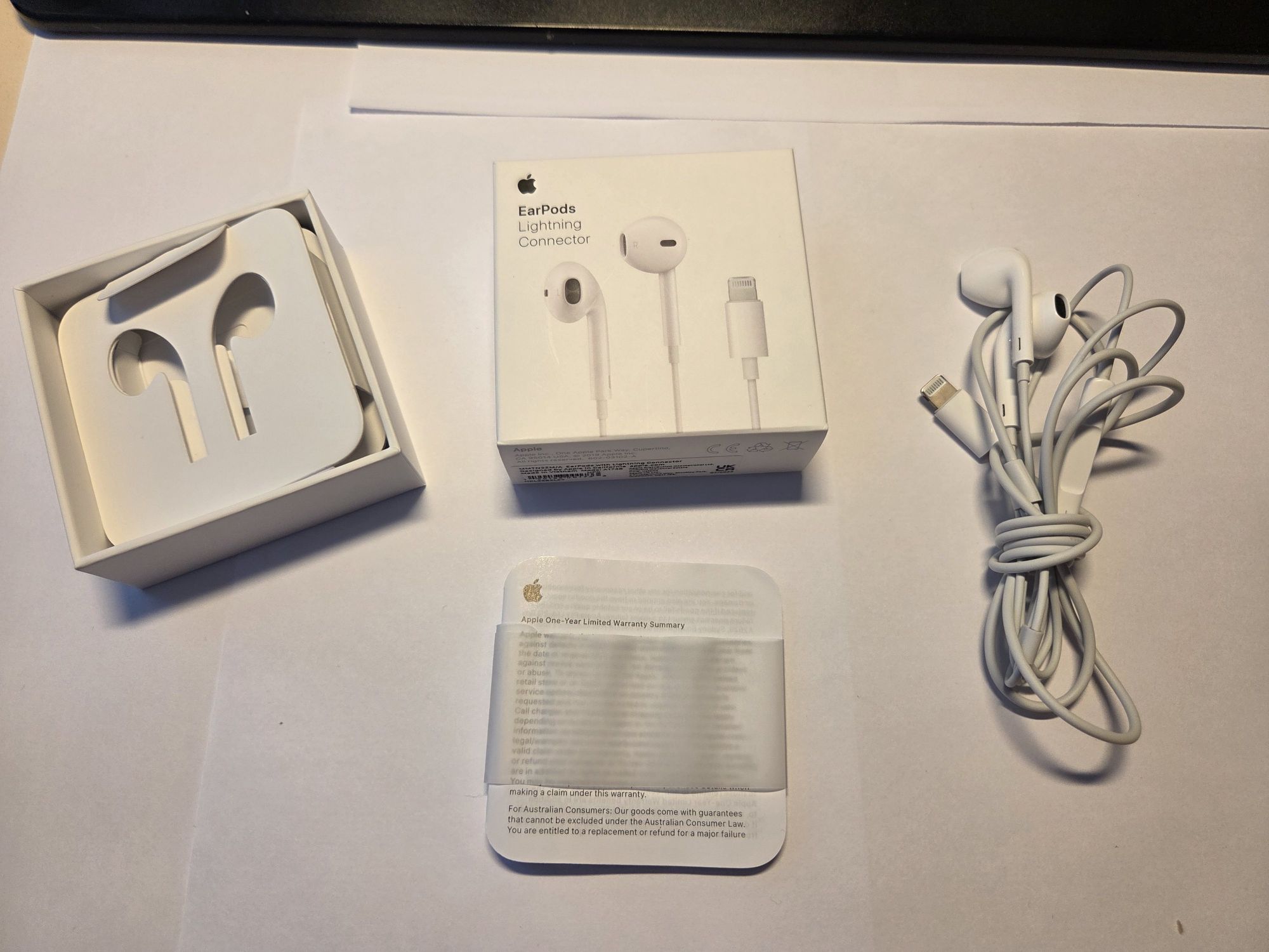 EarPods Lightning Connector (A1748)