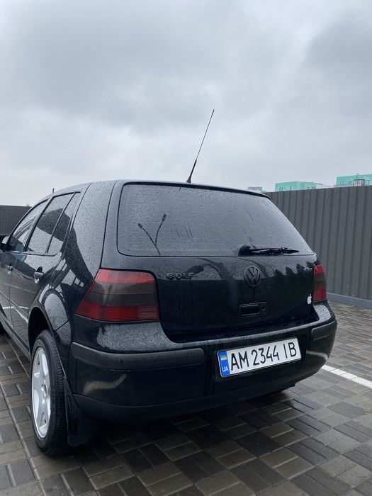 Golf 4 1999 року випуску