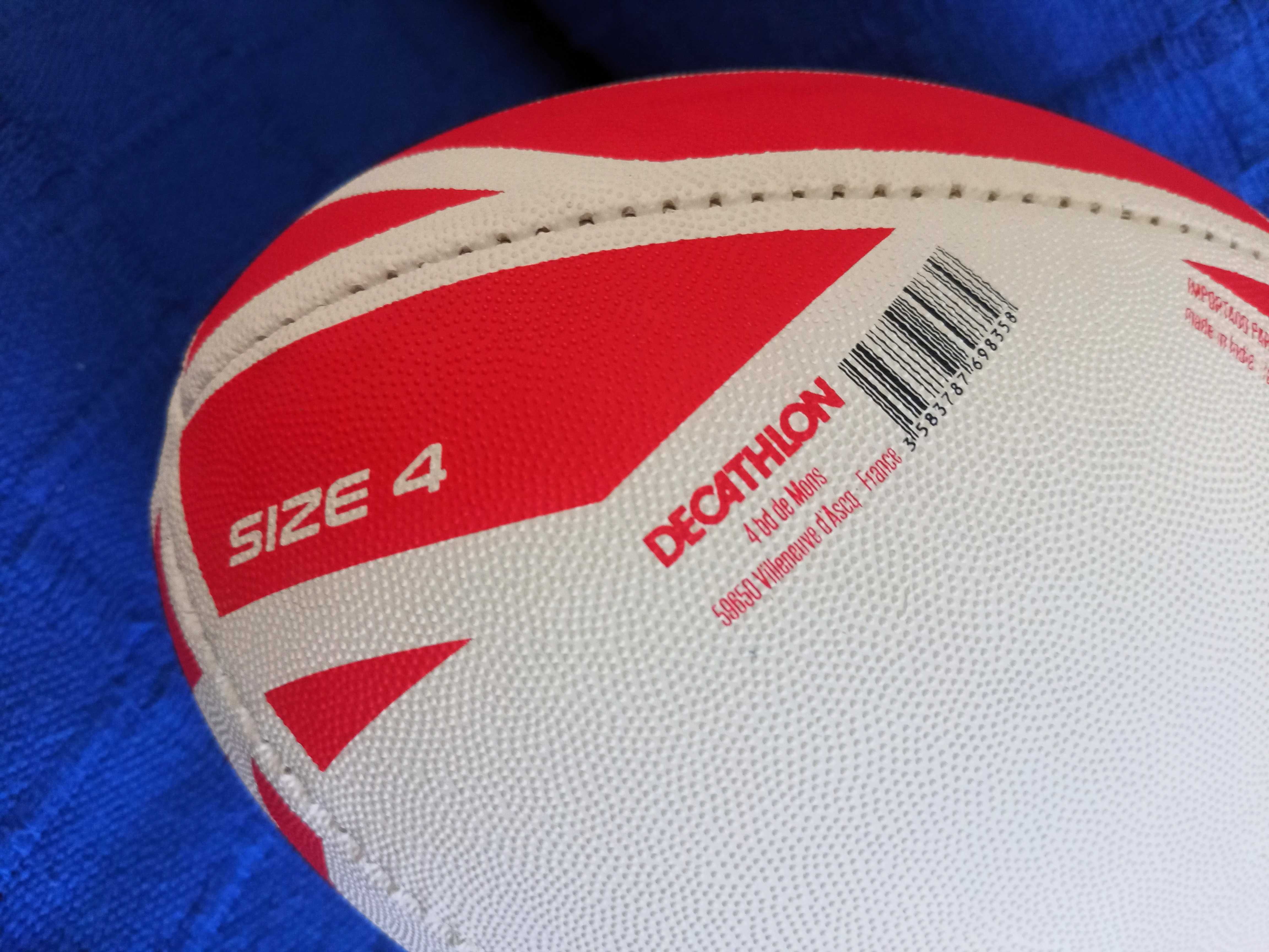 Bola de Rugby R100 Tamanho 4 Vermelho NOVA