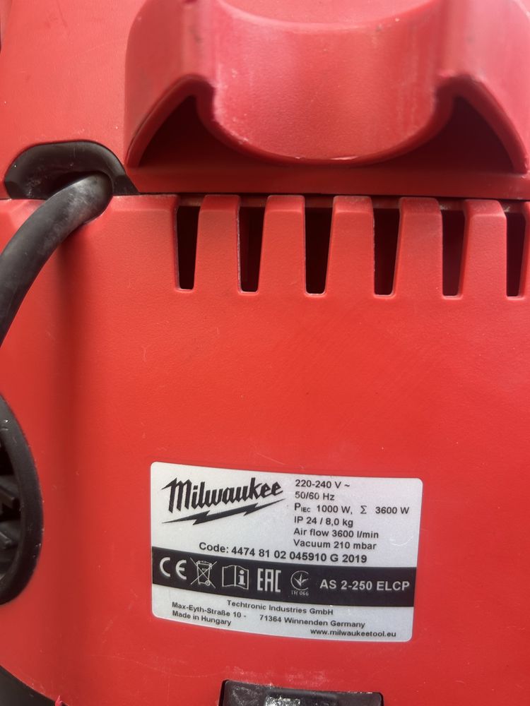 Odkurzacz przemysłowy Milwaukee AS2-250 ELCP