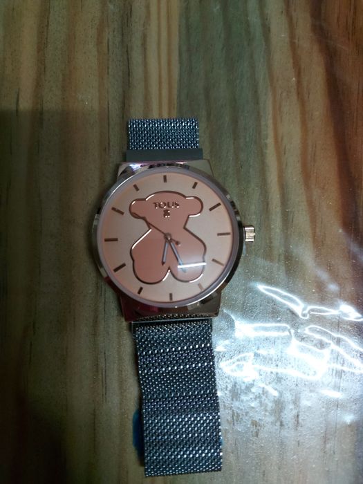 Relógio em aço inoxidável