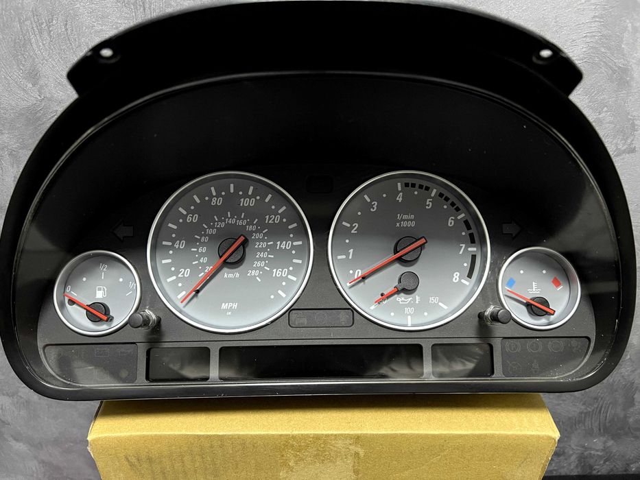 Приборная панель BMW X5 E53 4.6 IS OEM
