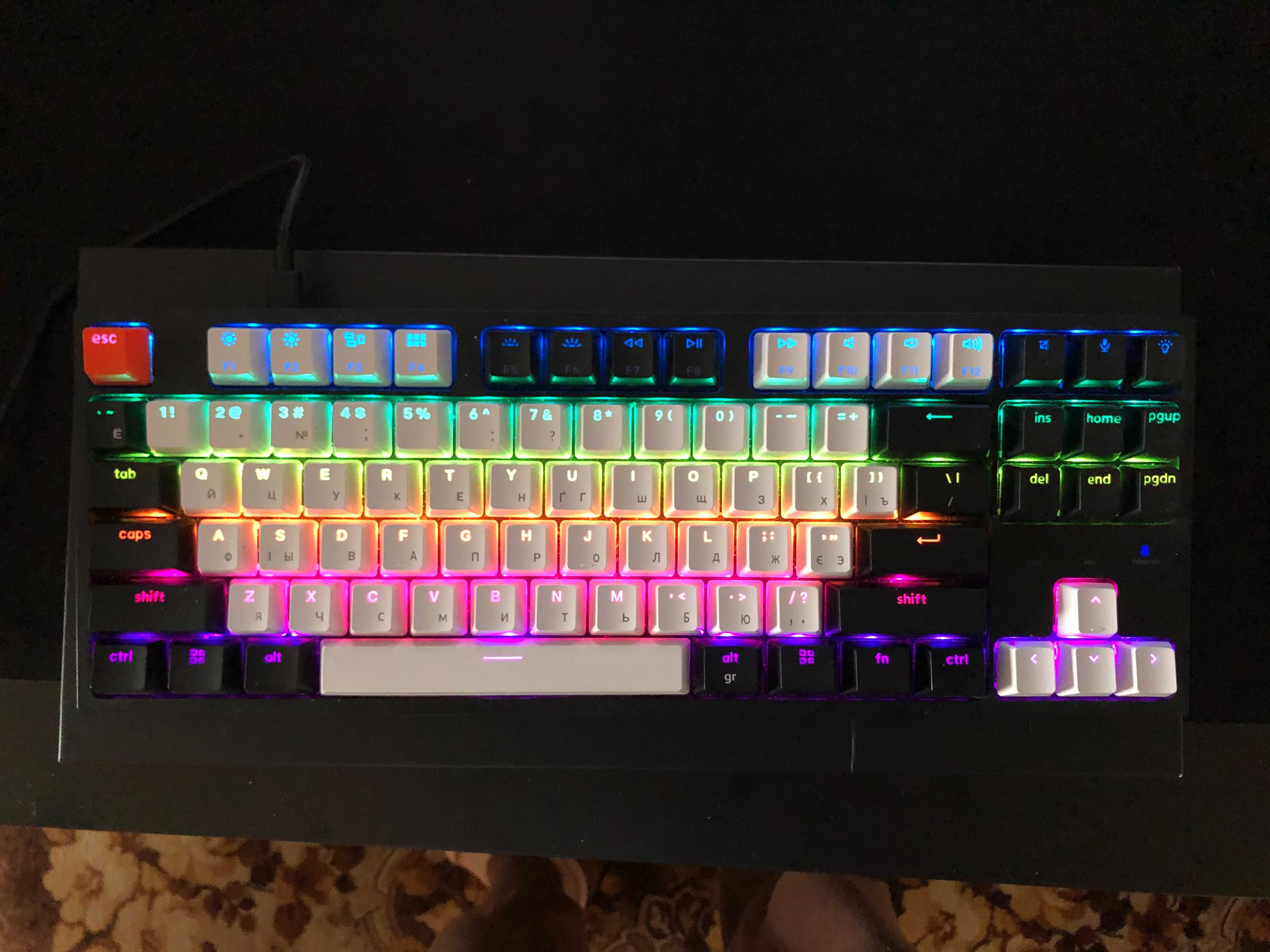 Дротова механічна RGB клавіатура Keychron C1