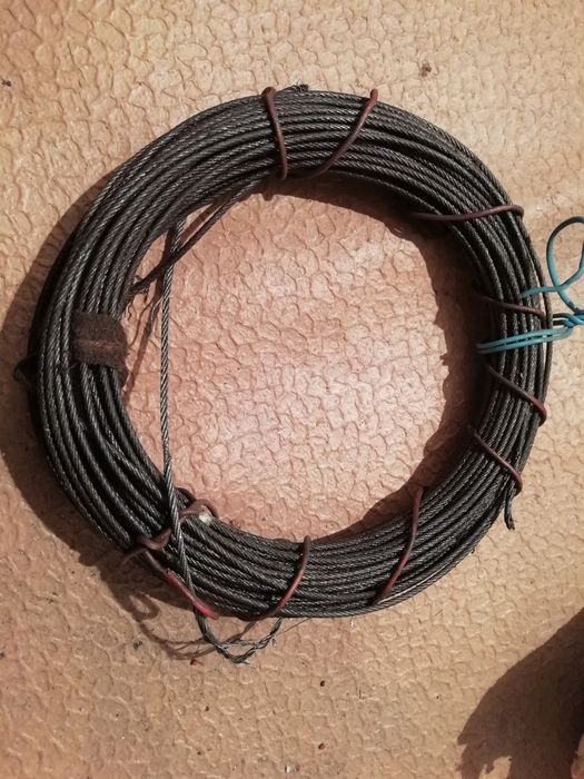 Тросик стальной 2,5 мм канат
