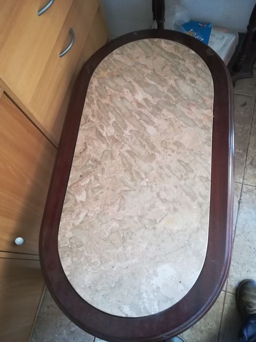 Mesa de centro em pedra mármore