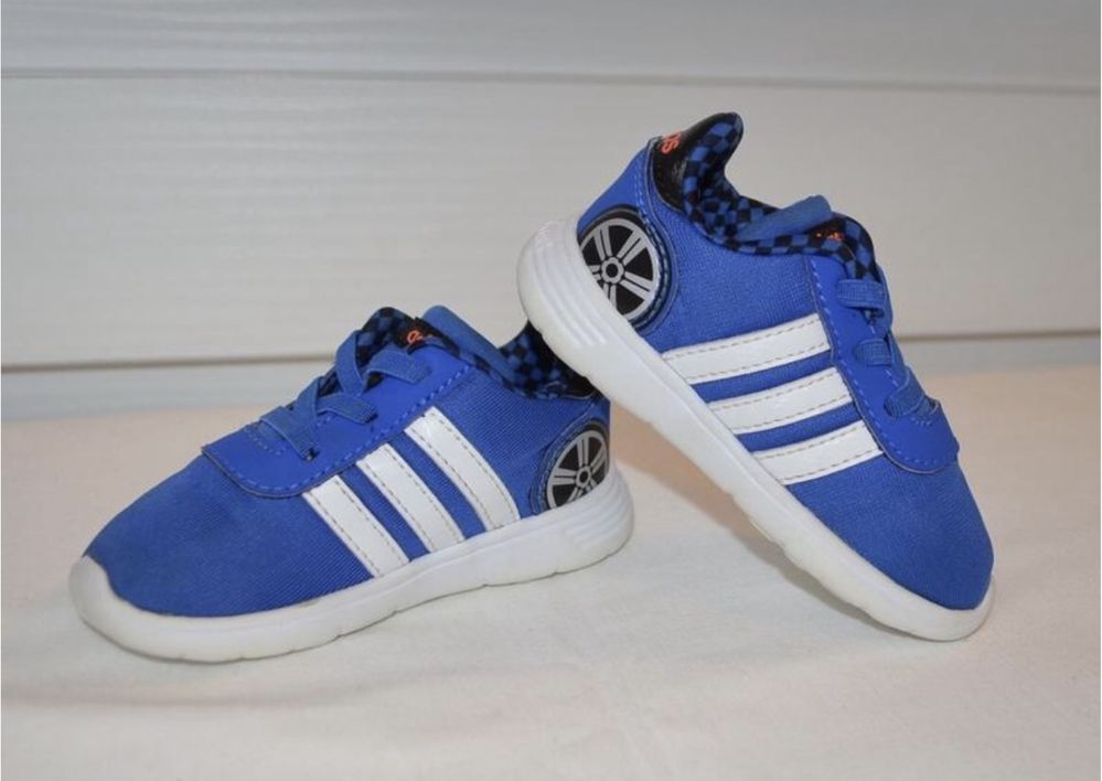 Кроссовки Adidas, 21 размер, стелька 13,5 см