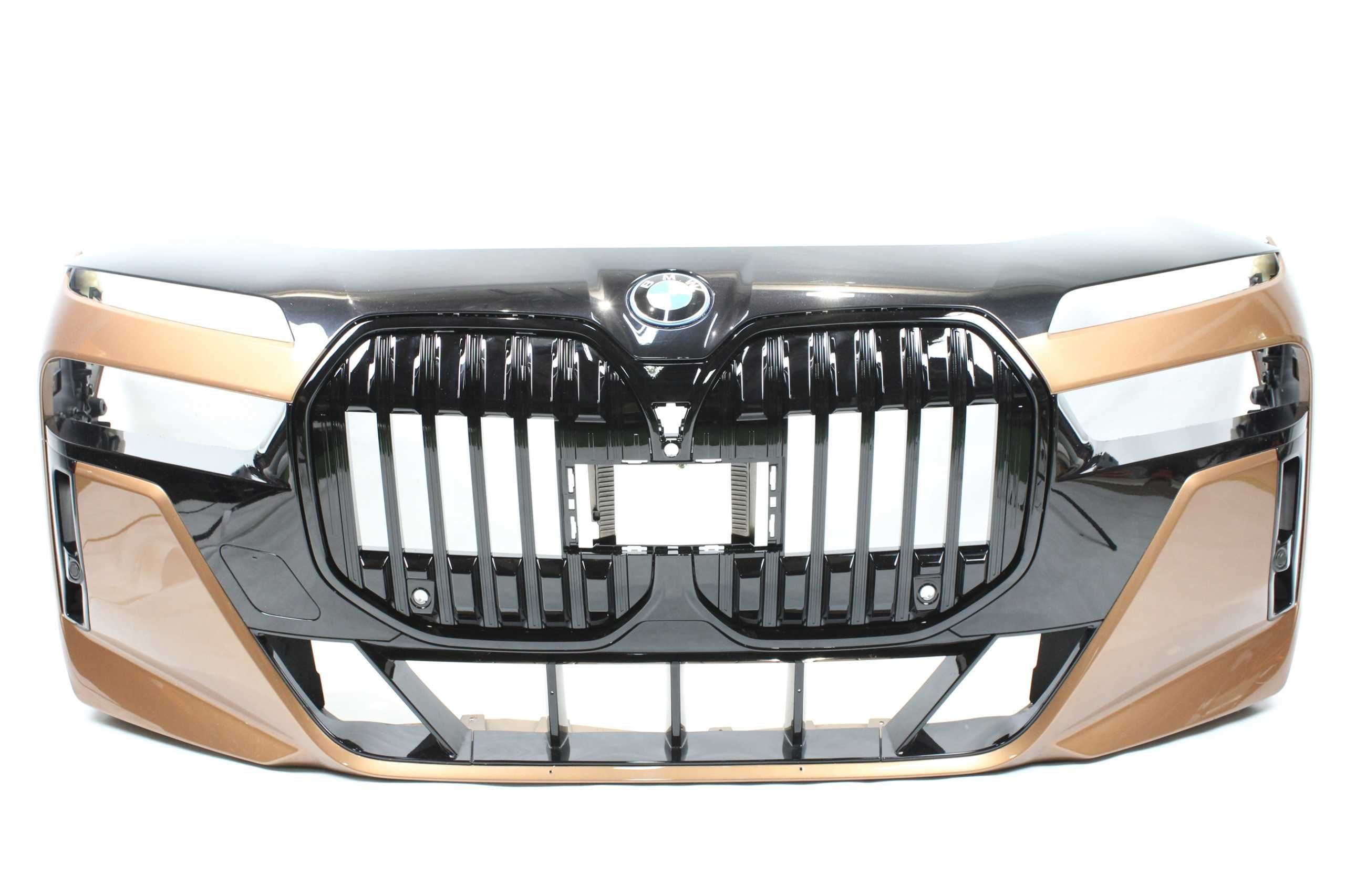 BMW I7 G70 Бампер передний