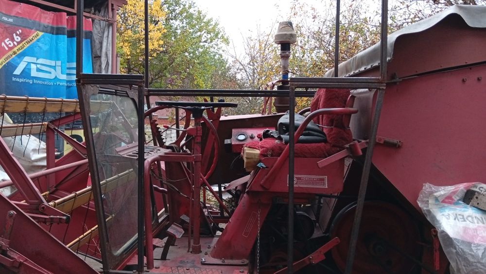 Продам міни комбайн