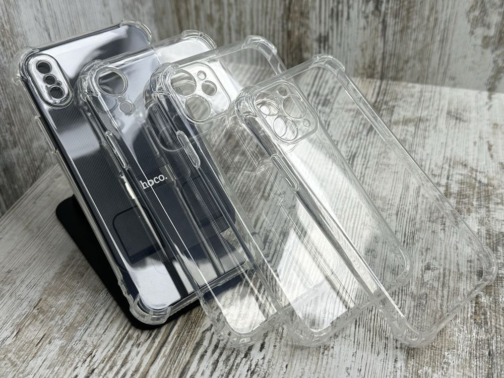 Чехол противоударный на iPhone XS/ 11/ XR Прозрачный.