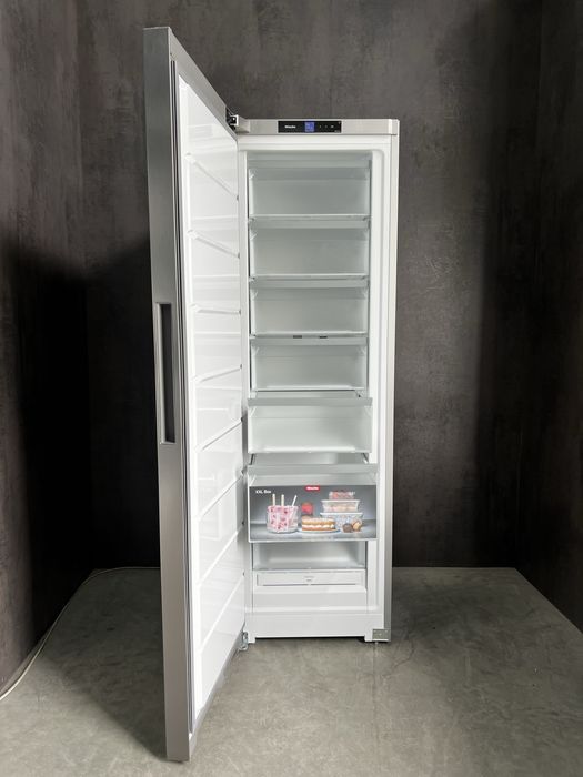 Виставка 2024.06 Морозильная камера Miele FNS 4382 D NoFrost WiFi