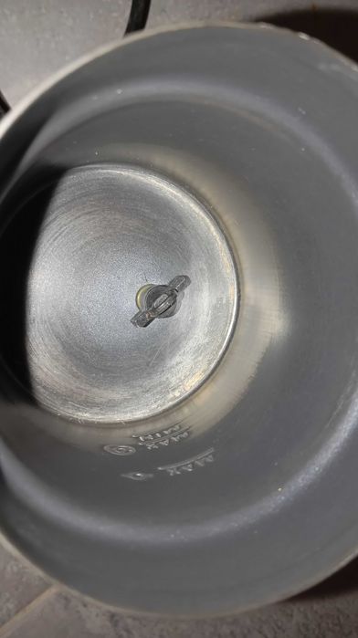 Aquecedor de leite e fazedor de espuma de leite