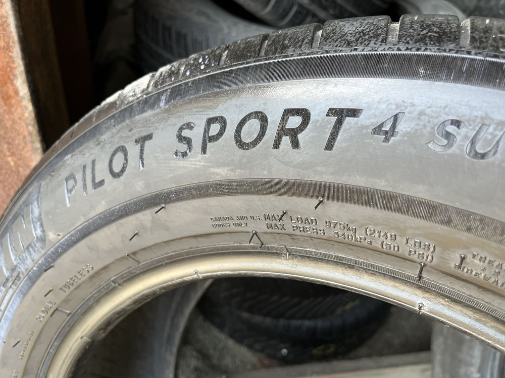 235 60 18 Michelin pilot sport4