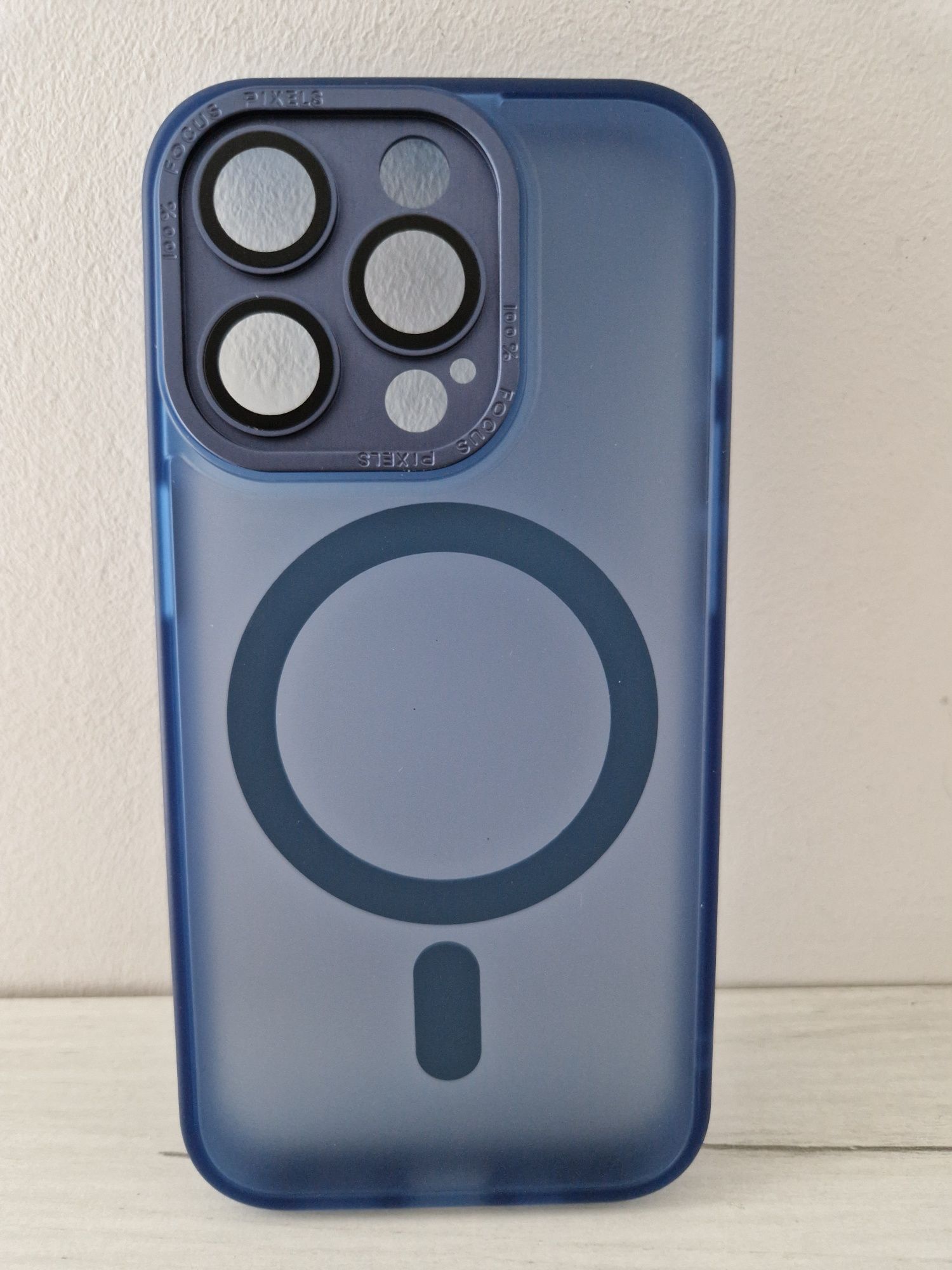 Tel Protect Magmat Case do Iphone 15 Pro Granatowy