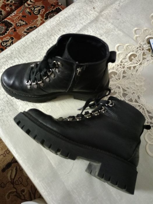 Черевики для дівчинки