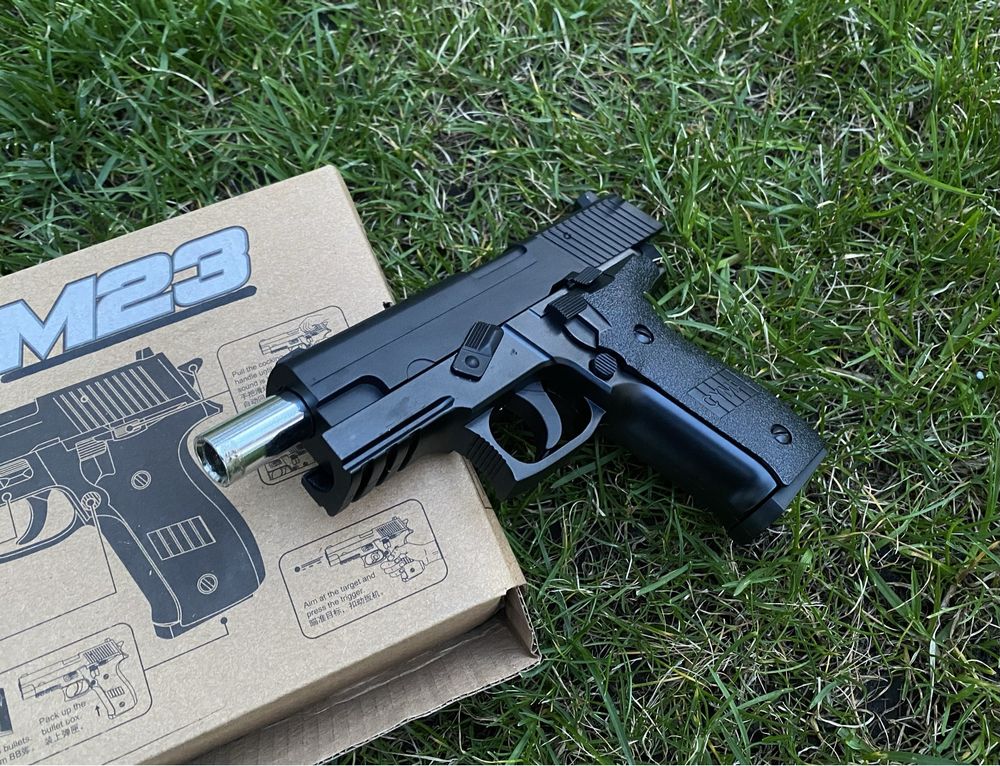 Металлический Sig Sauer PRO P226 Cyma ZM23 пістолет на пульках