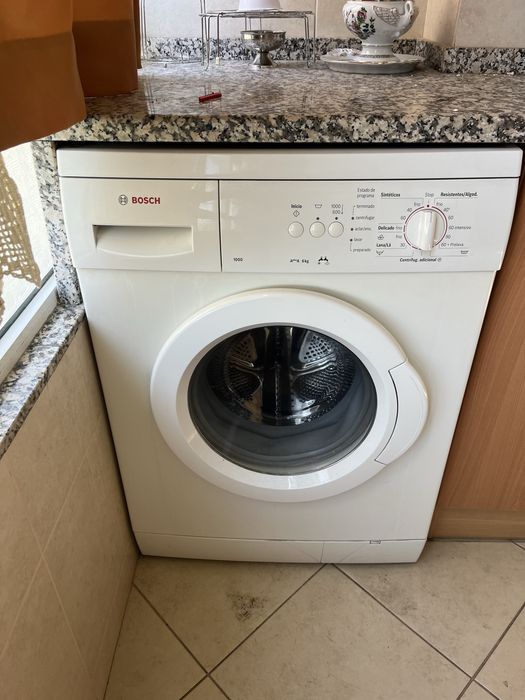 Máquina de Lavar Roupa (Mudança de Casa)