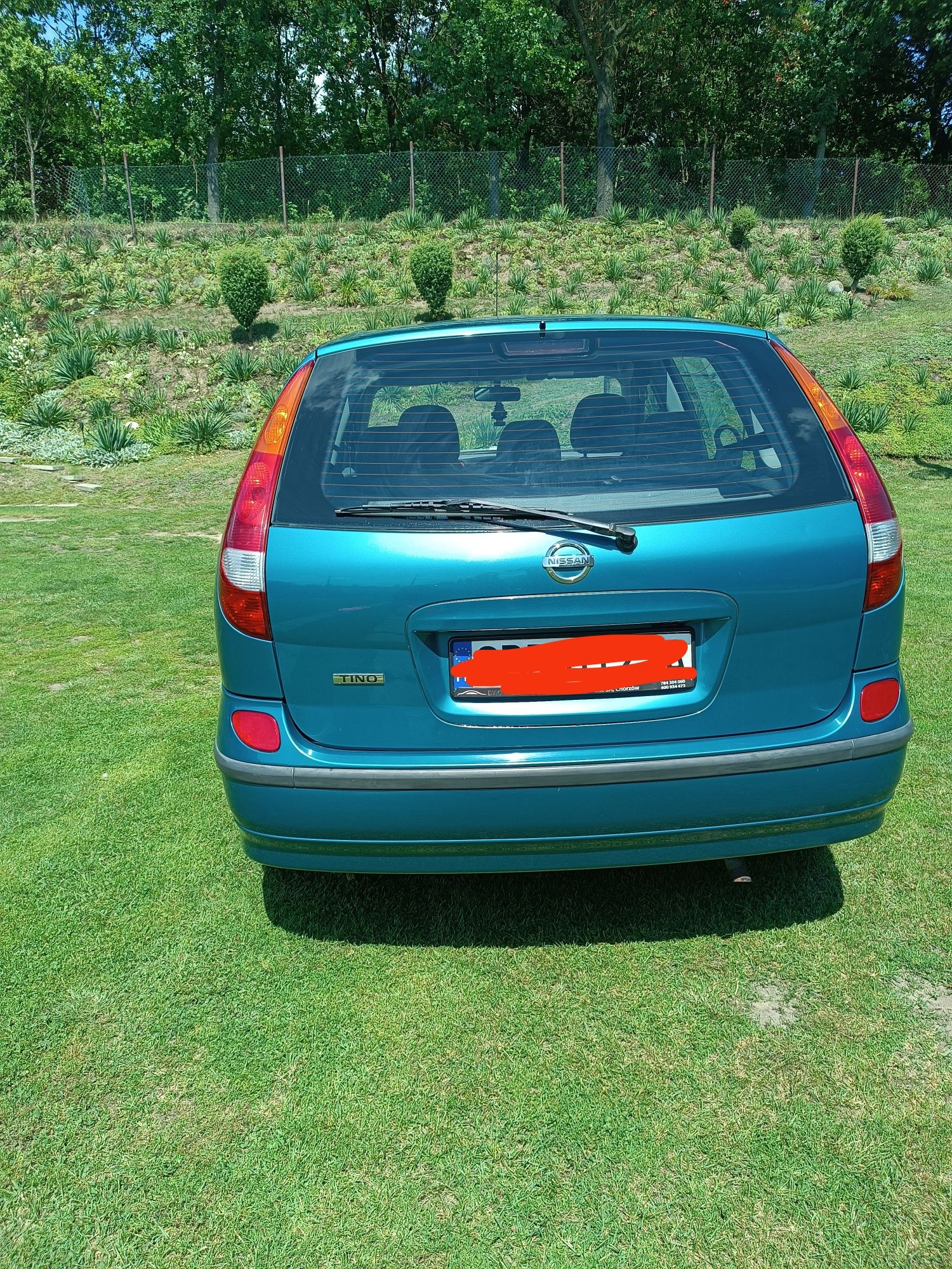 Nissan  Almera Tino 1.8