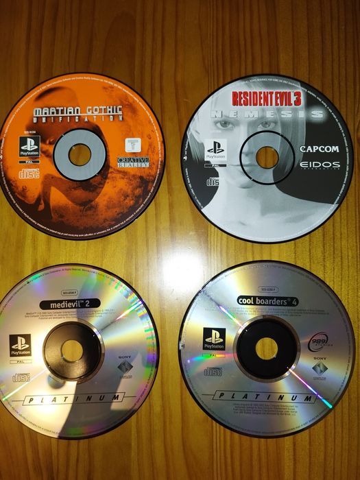 Lote de jogos PlayStation 1 como novos