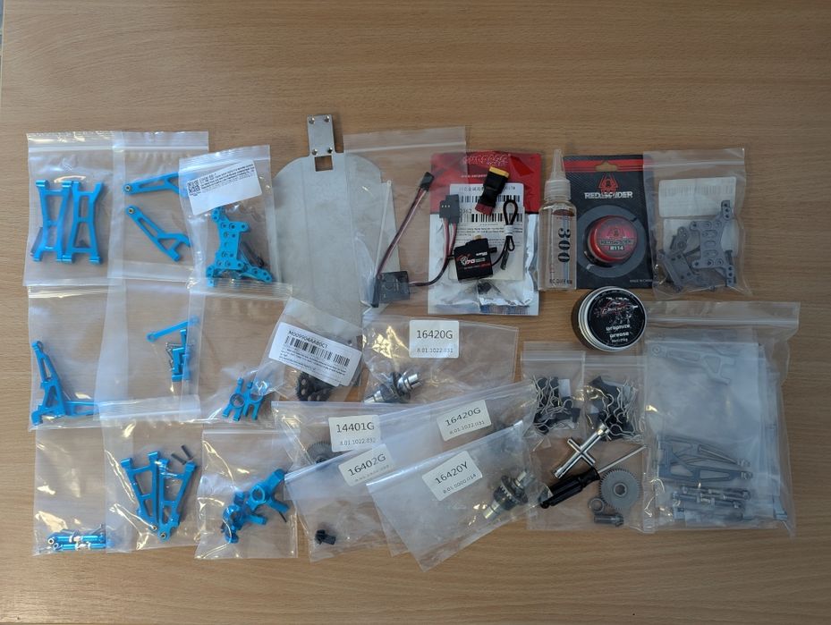 Машинка на радіокеруванні MJX HyperGo 12212/14210