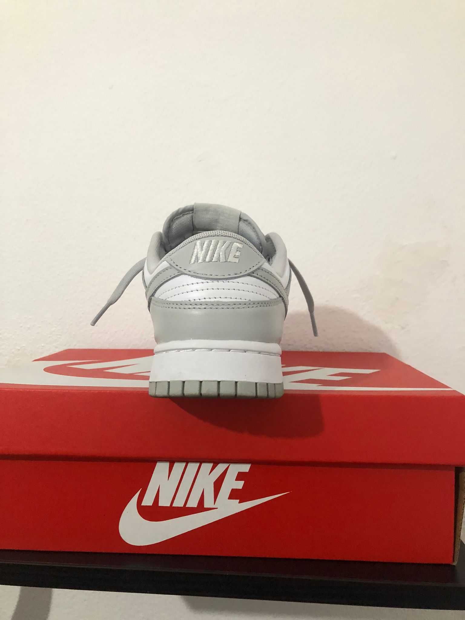 Nike Dunk Low - Grey Fog / Tamanho 42