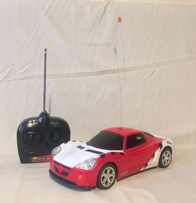 Samochód/auto zdalnie sterowany na radio/pilota, dla dzieci