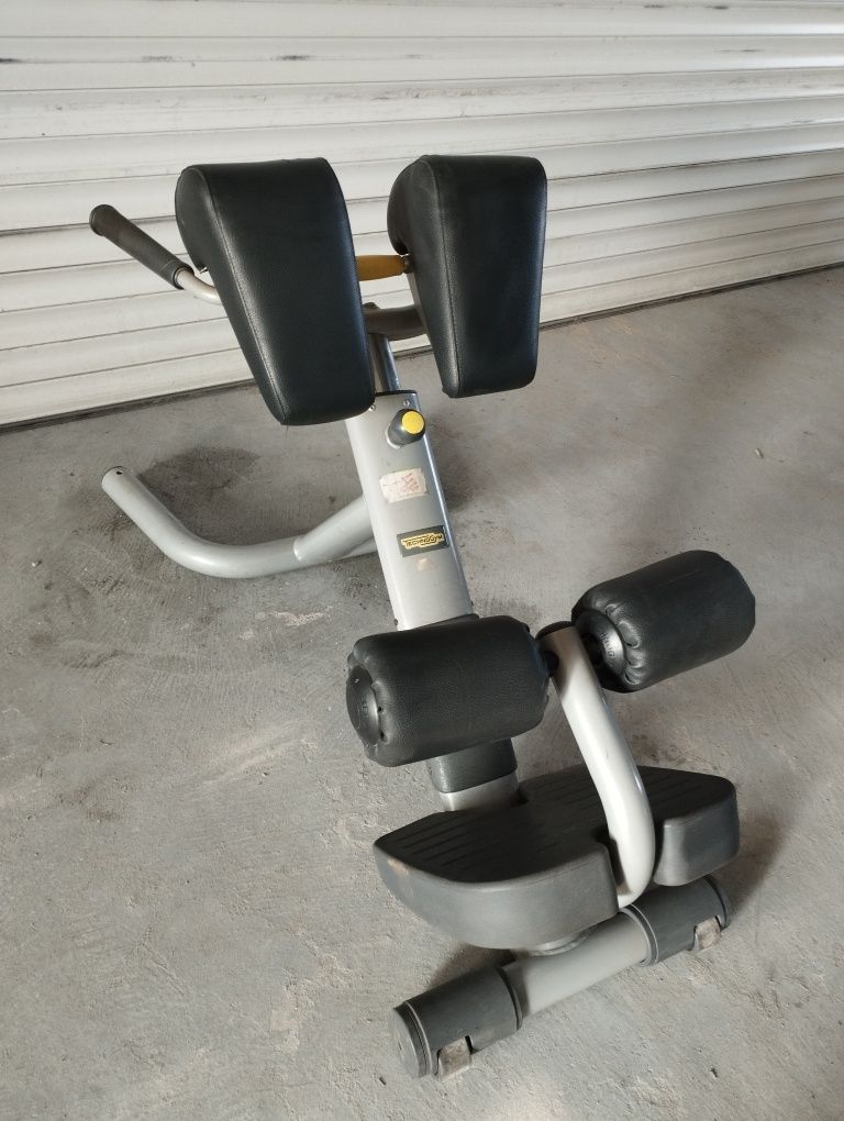 Ławka rzymska na prostownik grzbietu Technogym