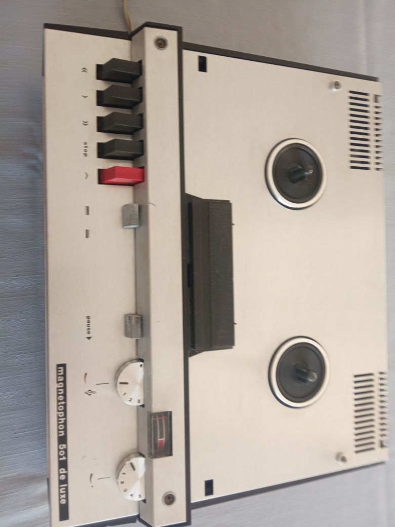 Radio magnetofon szpulowy Telefunken 501