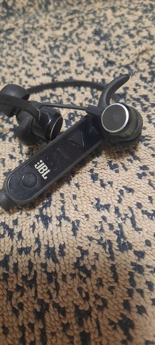 наушники JBL блютуз