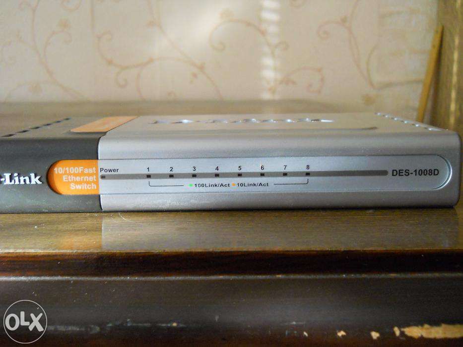 Коммутатор D-Link DES-1008D