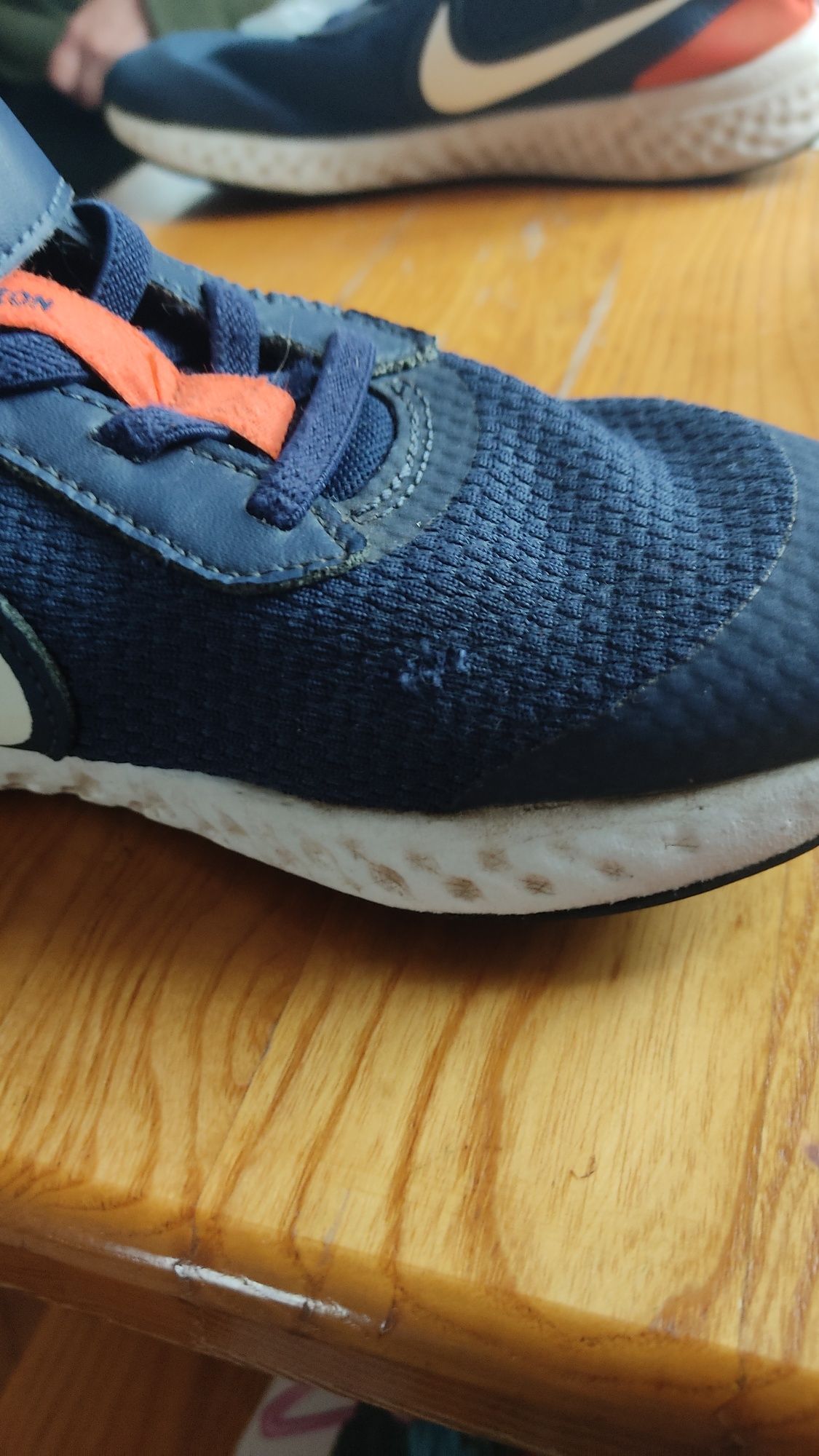 Adidasy  Nike 34