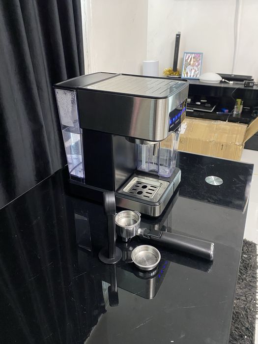 Кавоварка Latte з Німеччини Klarstein Arabica Comfort 10035655