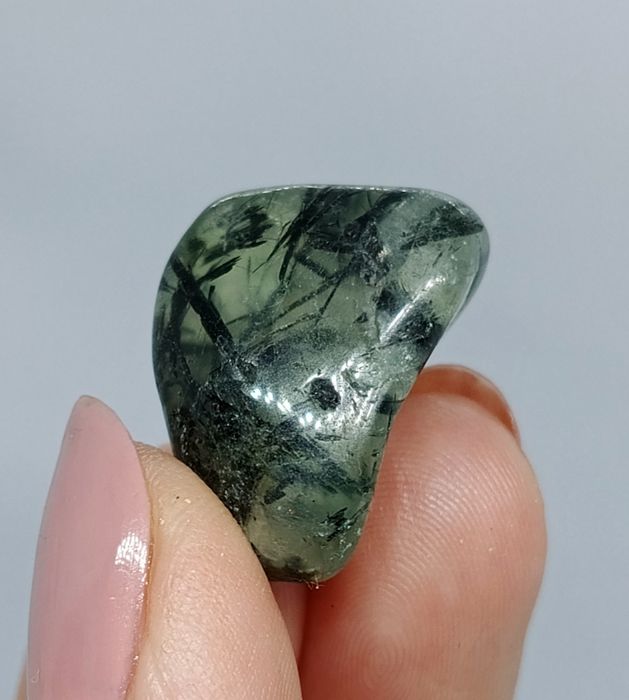 Prehnit bębnowany kamień minerał