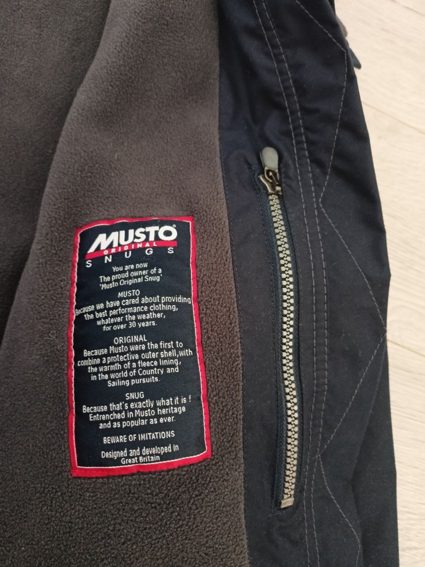Kurtka Żeglarska Musto Funkcjonalna
