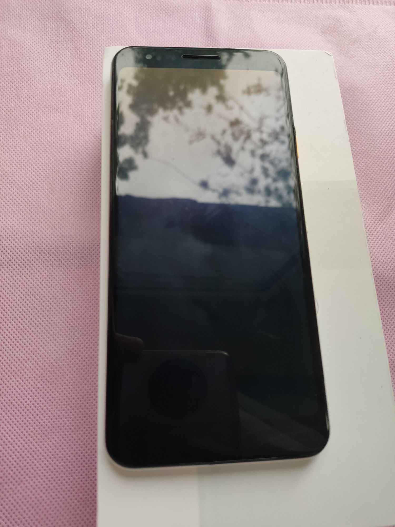 Google pixel 3a white