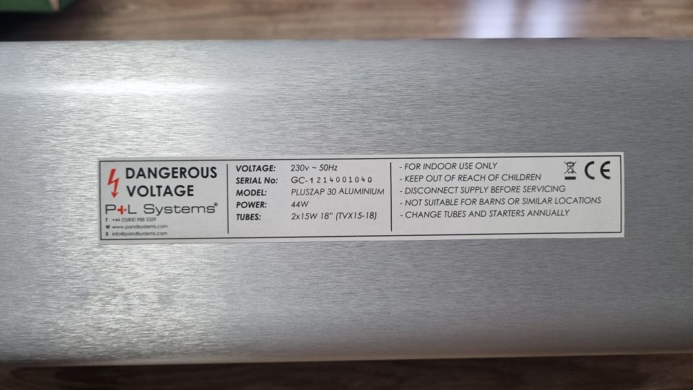 Lampa owadobójcza UV PlusZap 30 W, aluminium