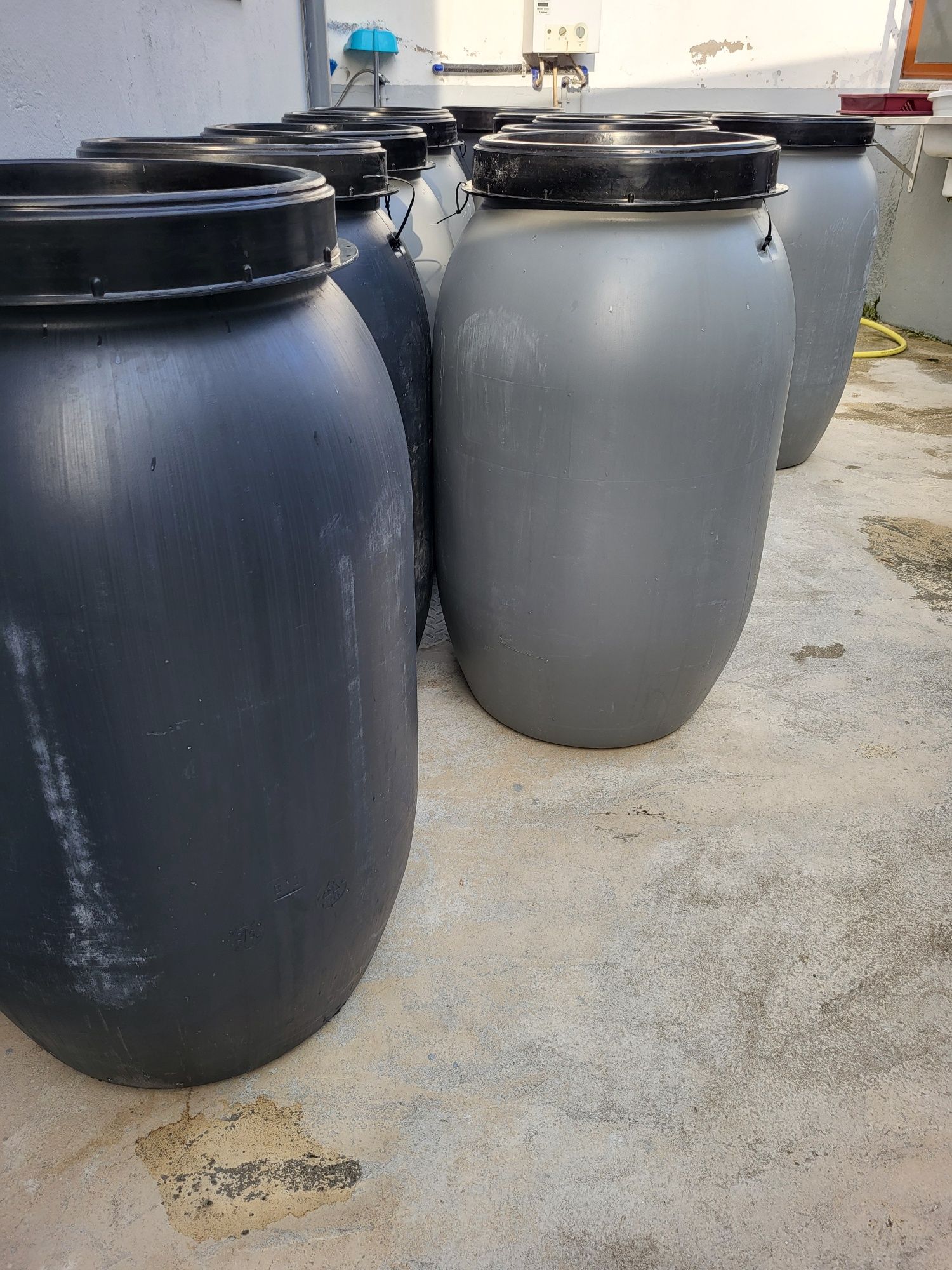 Bidão de 200 litros (novos)