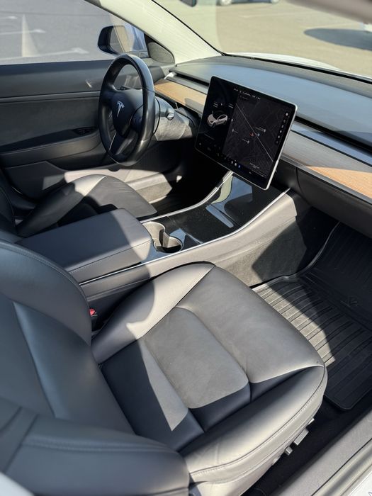 Tesla Model 3 Long Range Dual Motor