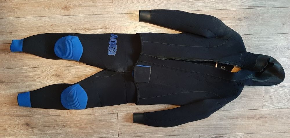 Pianka do nurkowania