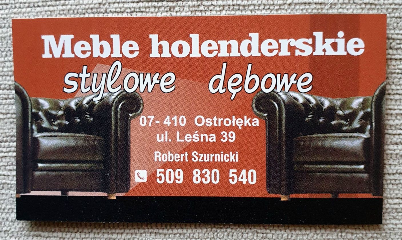Cztery krzesła z podłokietnikami