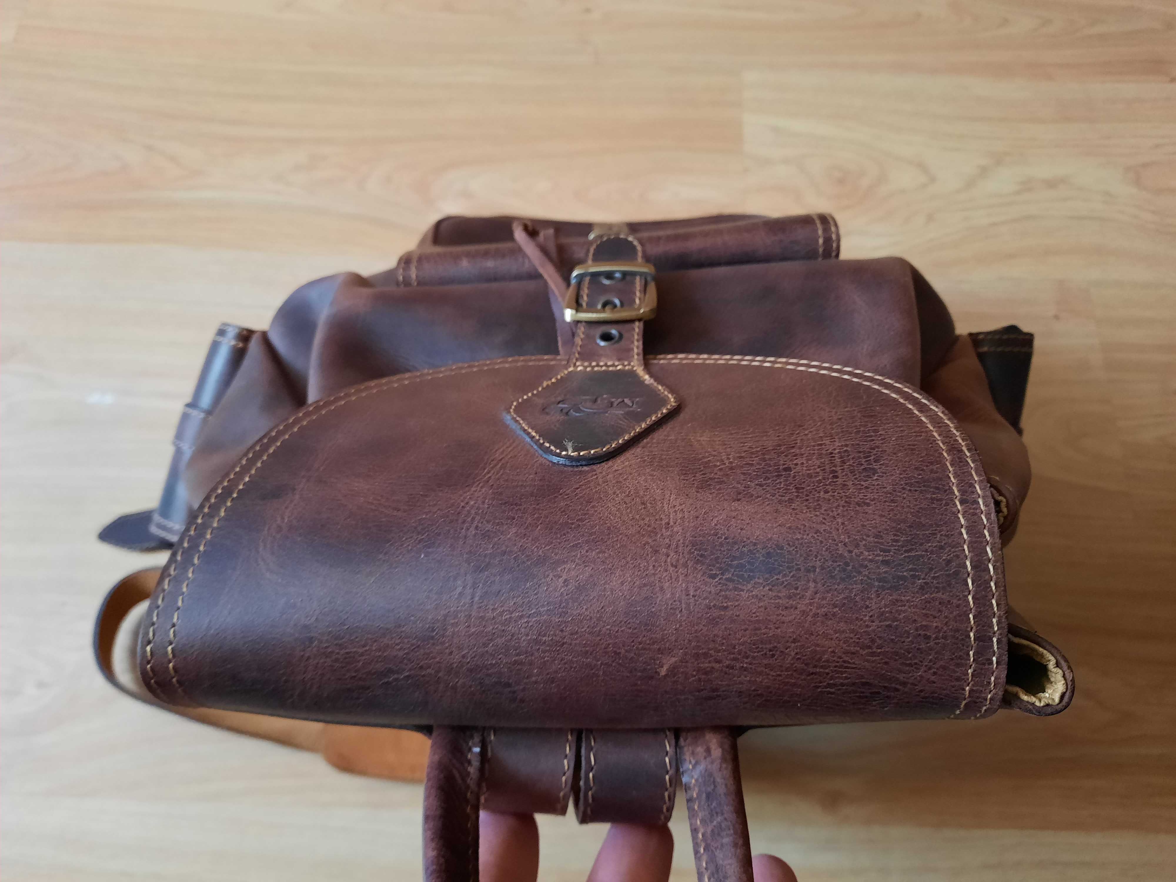 Мужской новый кожаный рюкзак Manoli JIOVANNI.