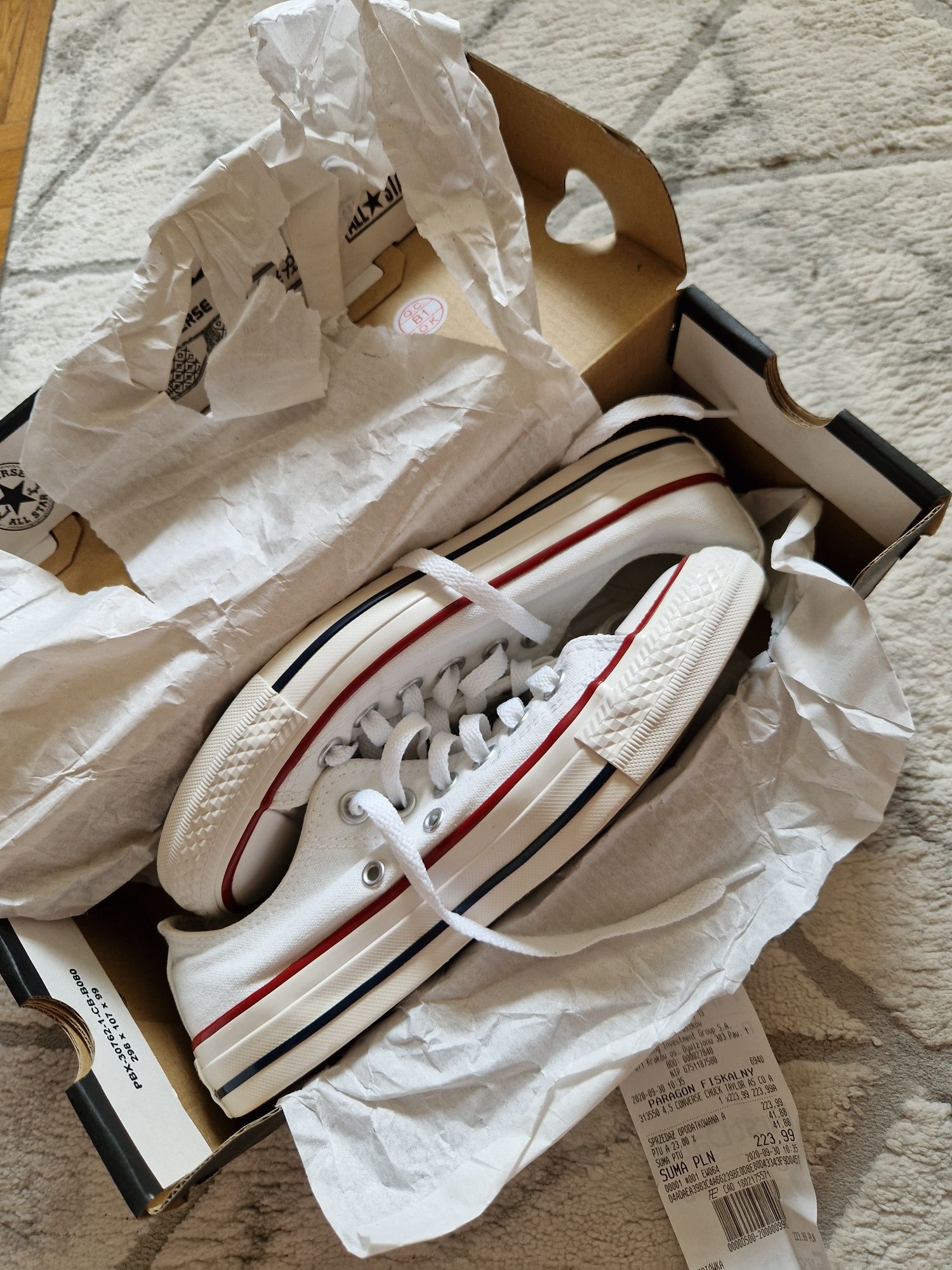 Damskie/młodzieżowe BIAŁE trampki firmy CONVERSE roz 37