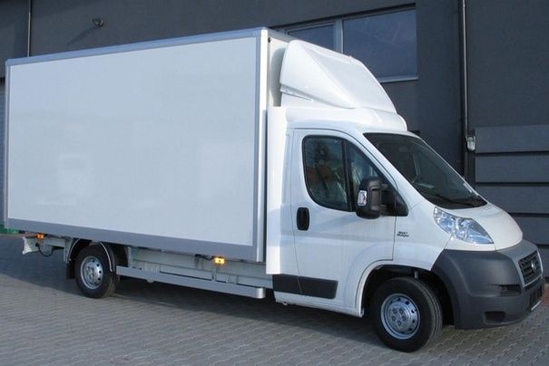 Transport przeprowadzki ustugi transportowe taxi bagażowe