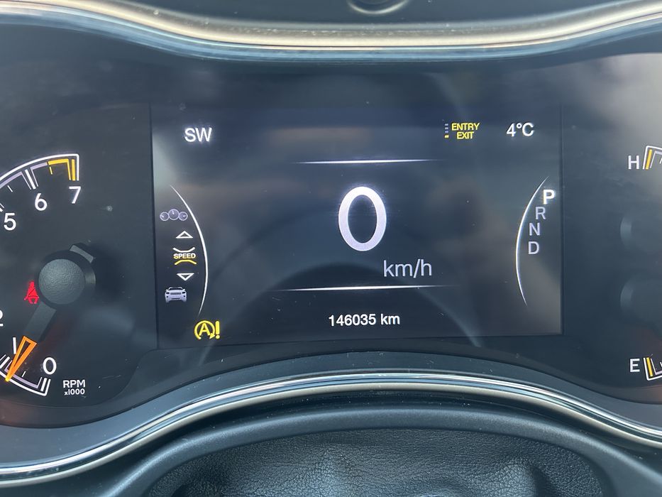 Jeep grand cherokee wk2 overland 3.6v6 4x4 2017 benzyna