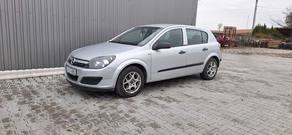 Opel Astra z oszczędnym silnikiem 1.7