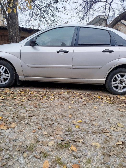 Продам Ford Focus 2001, автомат ,газ/бензин 2.0