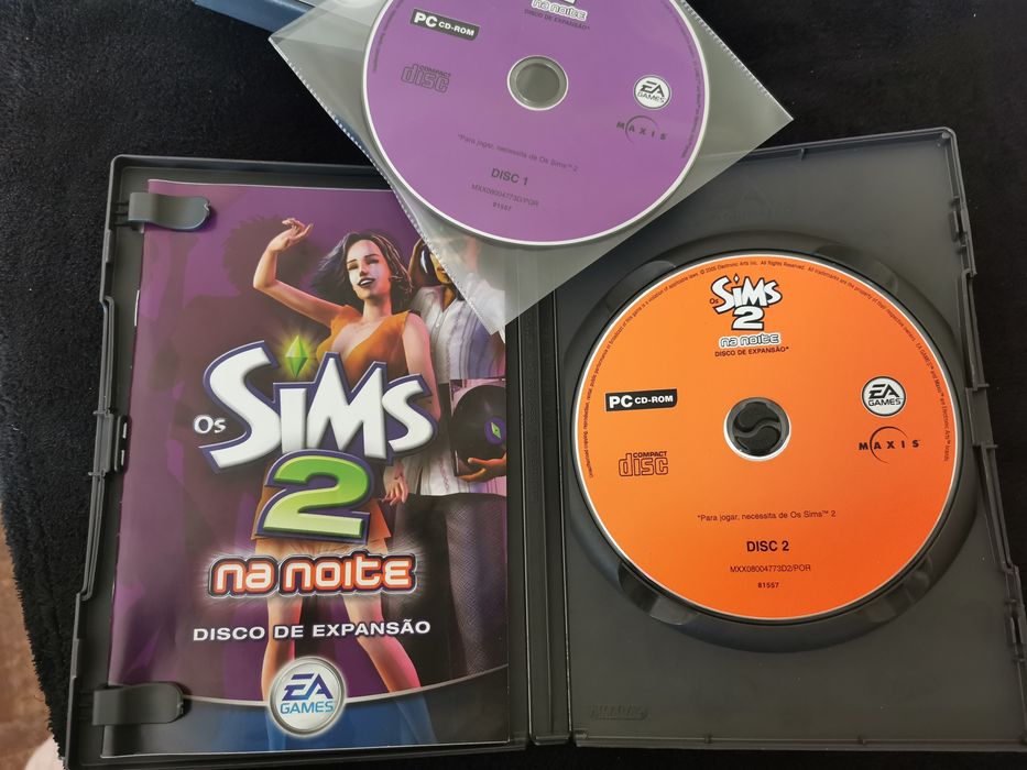 Vende-se pack especial Sims 2,jogo original e expansão Sims na noite