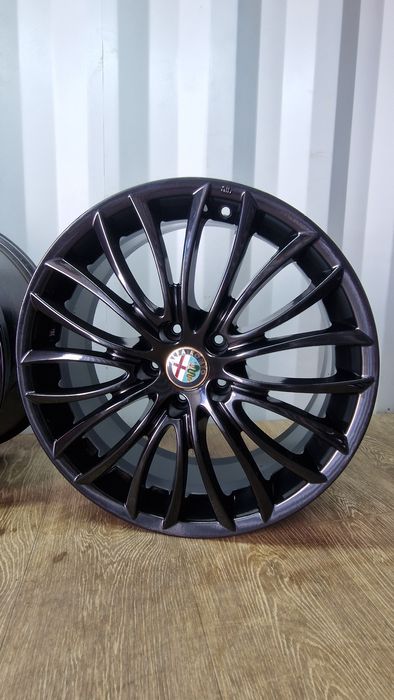 Felgi 18 alfa romego 159 gulietta 5x110 7.5j et41 os 65.1