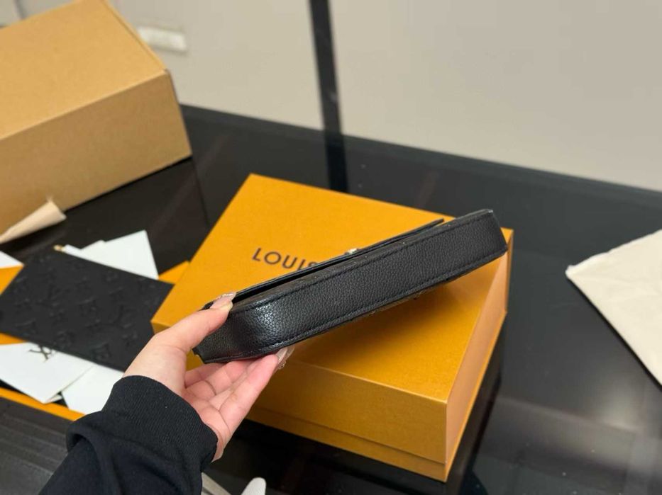 Torebka koperta LV na rękę