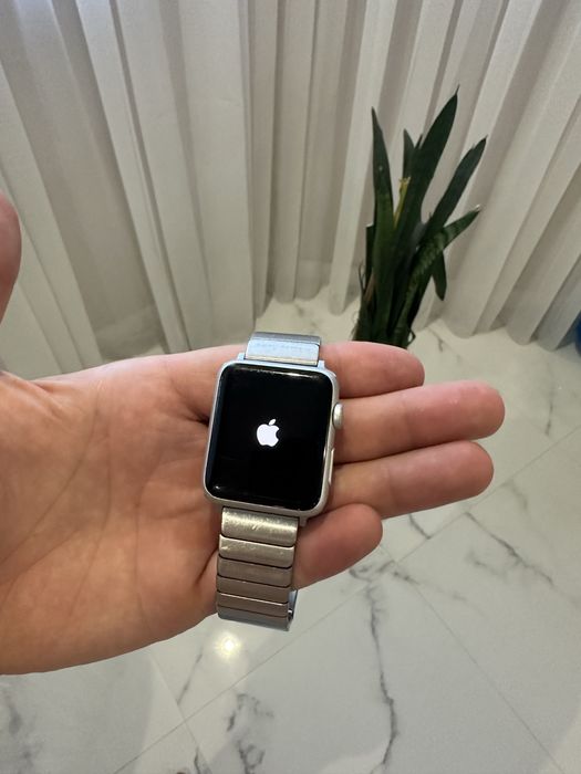 Apple Watch 7000